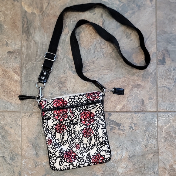 Coach "POPPY" Y2K Crossbody Purse - Picture 1 of 9